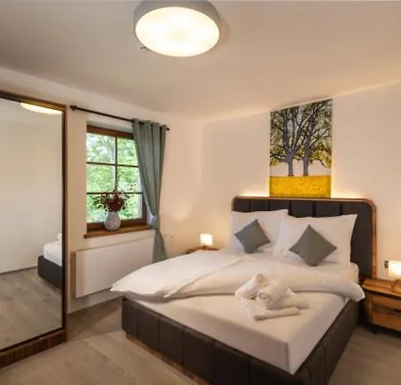 Guest house Na Strazi *